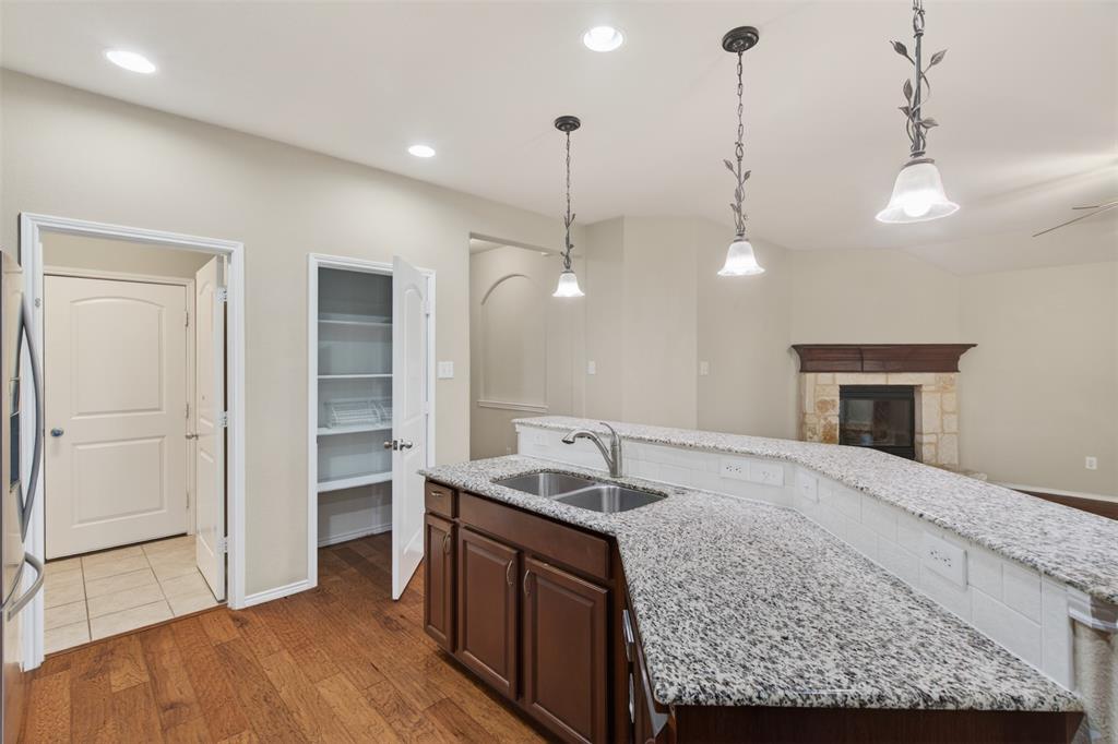 Rolling Mdws East - Residential