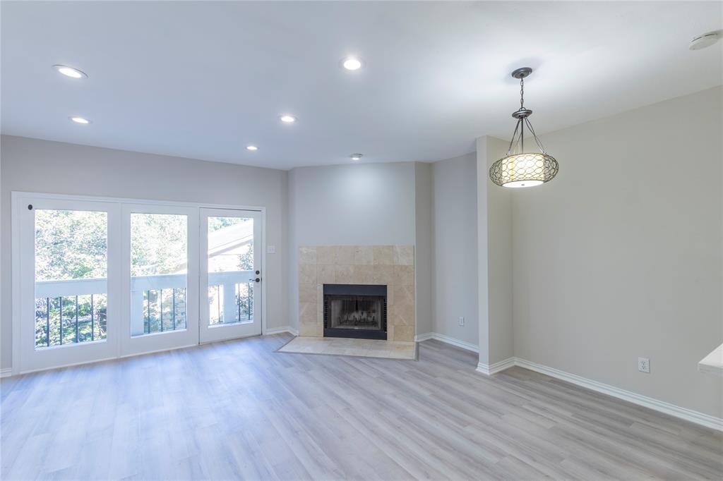 Preston On Creek Condos - Residential