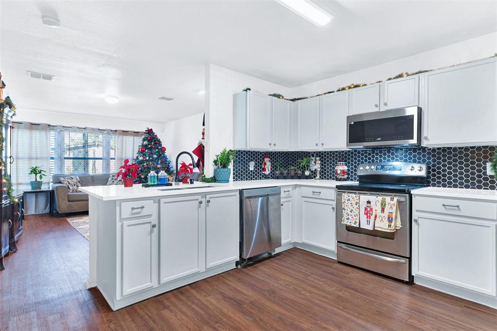 A home that balances comfort, space, and everyday convenience. From the refreshed kitchen to the inviting living areas, the layout is designed to feel both functional and welcoming. Bedrooms offer more space than many newer builds, giving you room to truly settle in. With a new HVAC system installed in 2024 and a location close to schools, parks, and major thoroughfares, this home brings together practicality and lifestyle with ease. Come see the potential and make it your own!