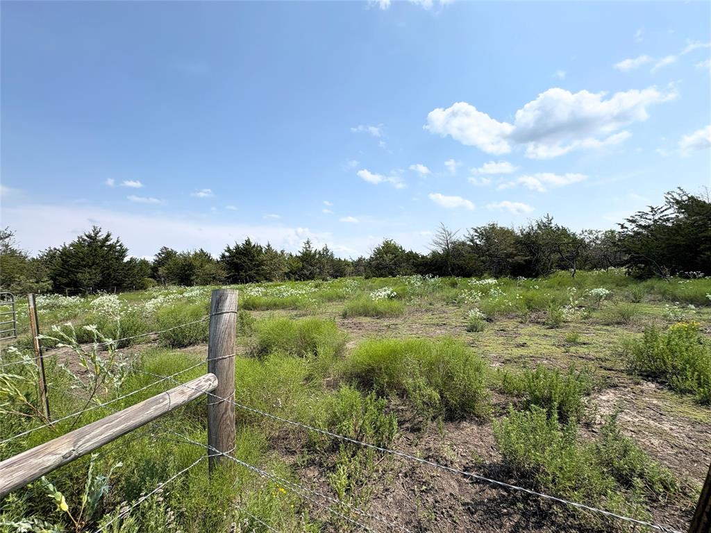 E Mabry Surv A-362 - Land