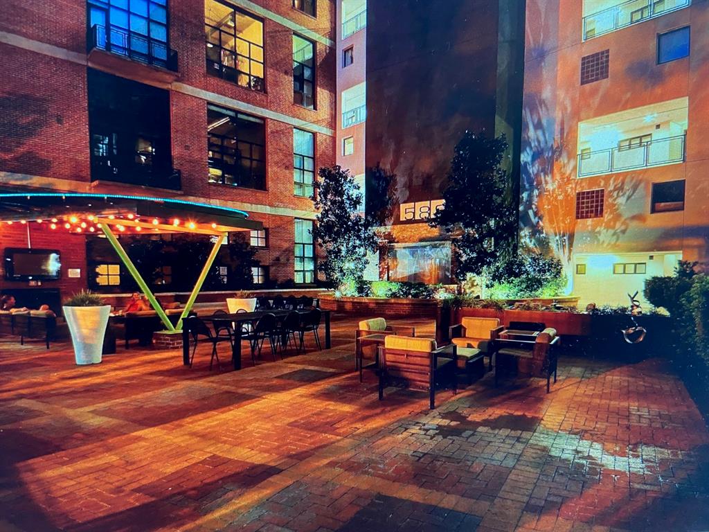 588 Condos - Residential Lease