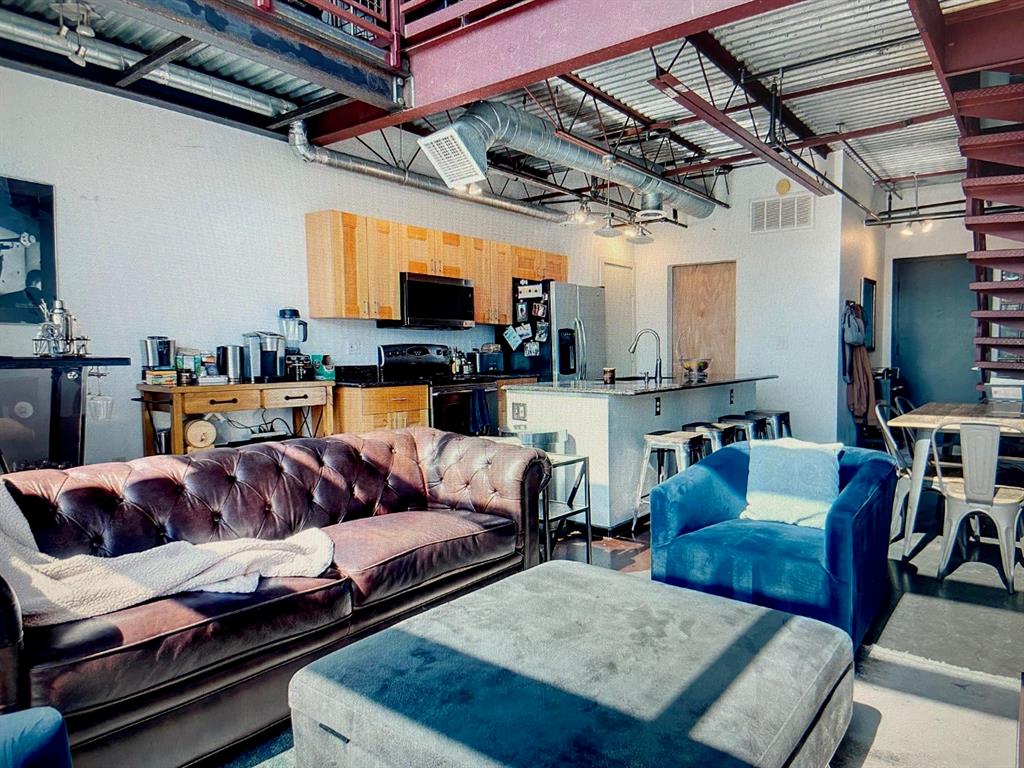 588 Condos - Residential Lease