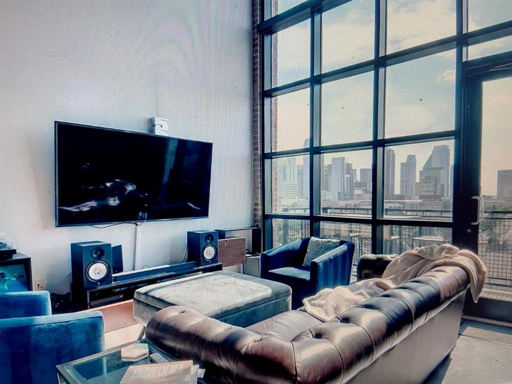 588 Condos - Residential Lease