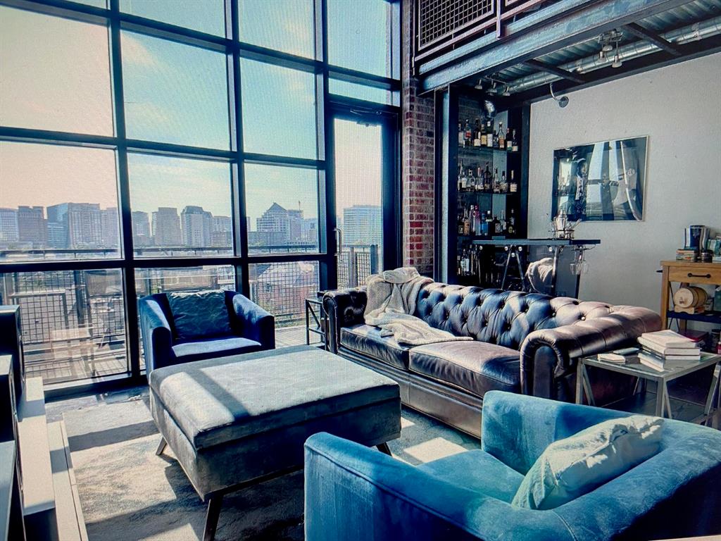 588 Condos - Residential Lease
