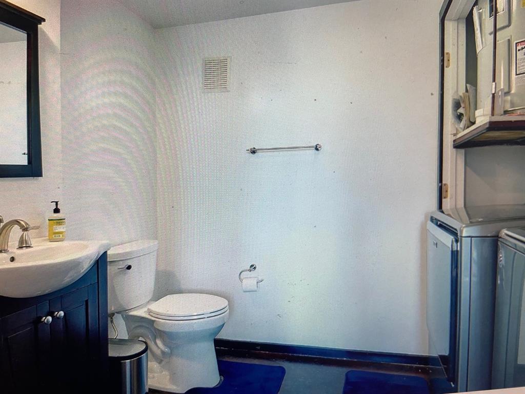 588 Condos - Residential Lease