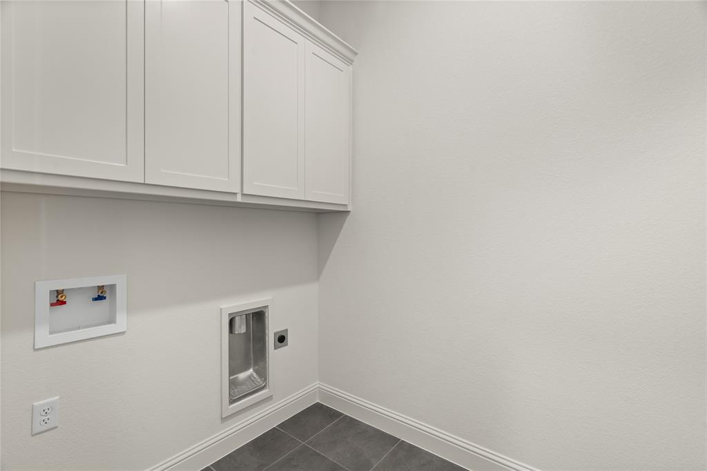 Naomi Meadows - Residential
