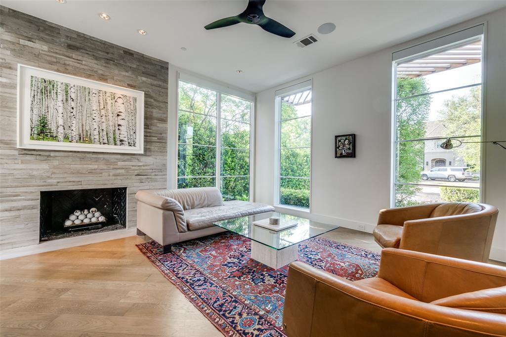 UNIVERSITY HEIGHTS - Residential