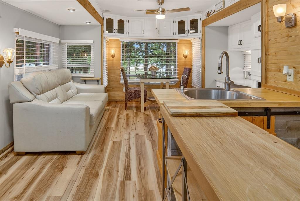White Oak Shores - Residential