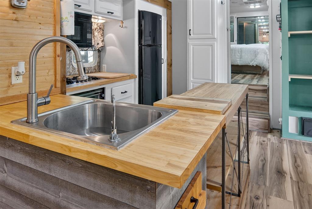 White Oak Shores - Residential