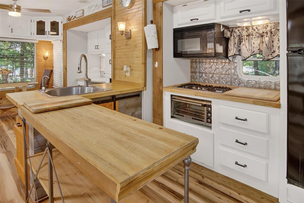 White Oak Shores - Residential