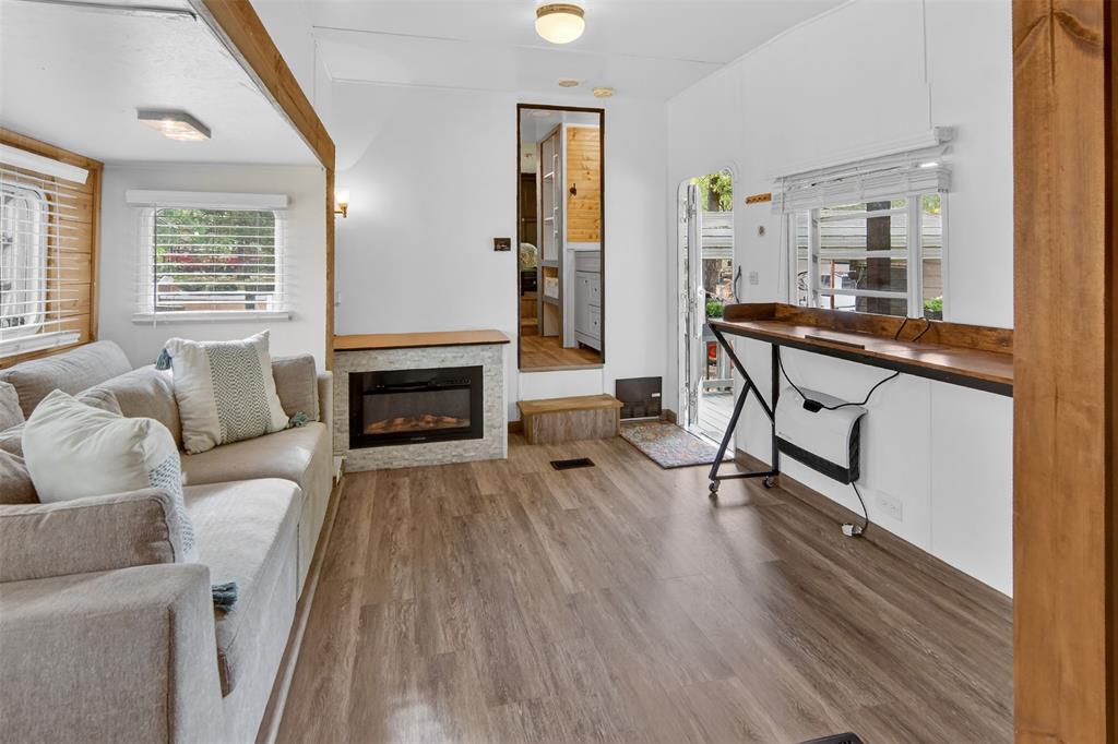 White Oak Shores - Residential