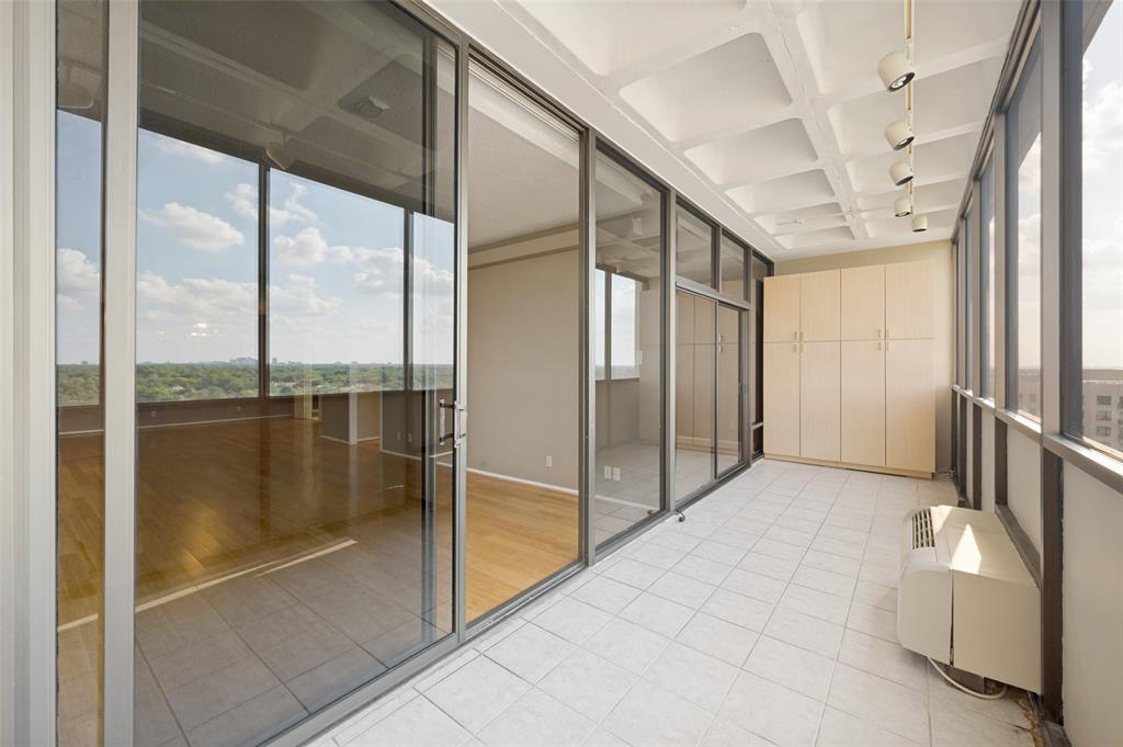 Athena Condo - Residential