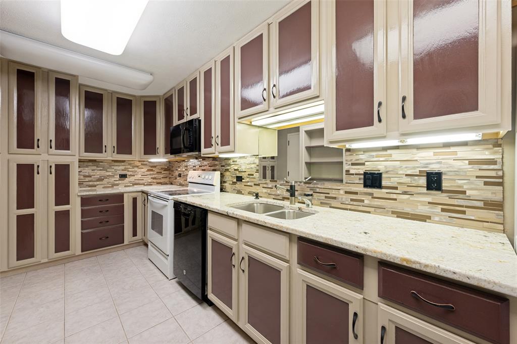 Athena Condo - Residential