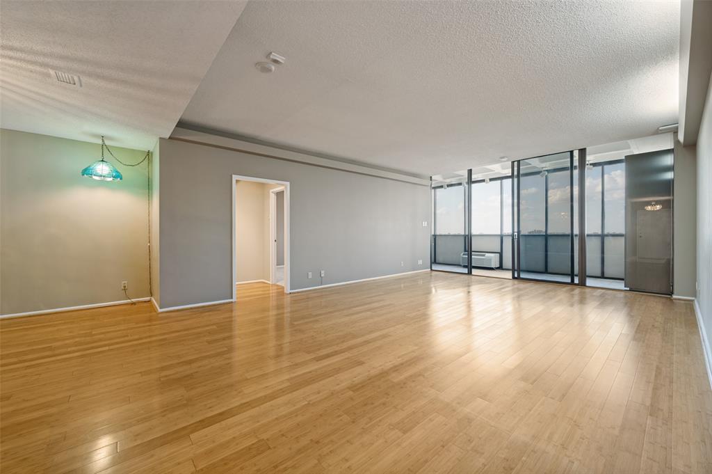 Athena Condo - Residential