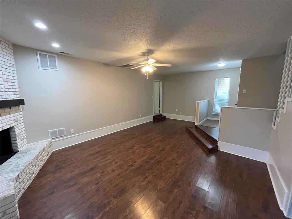 Golden Meadows 04 - Residential Lease