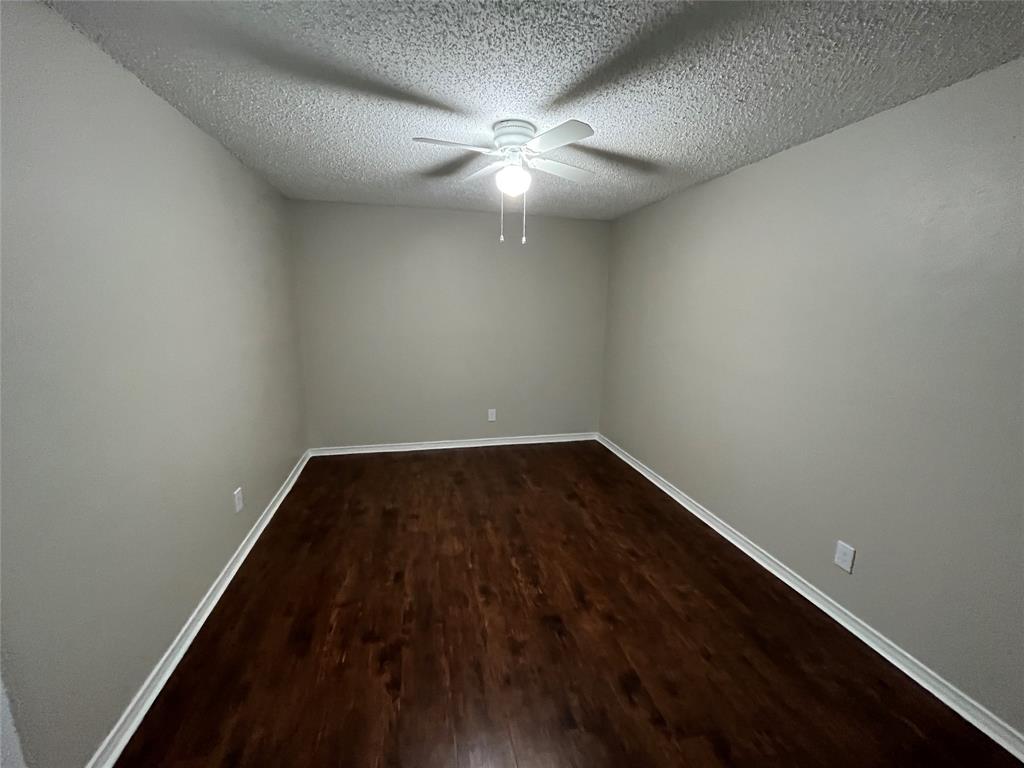 Golden Meadows 04 - Residential Lease