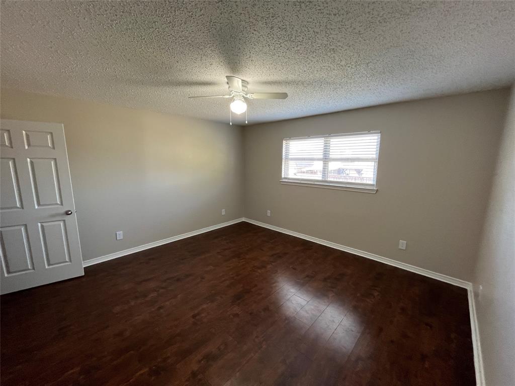 Golden Meadows 04 - Residential Lease