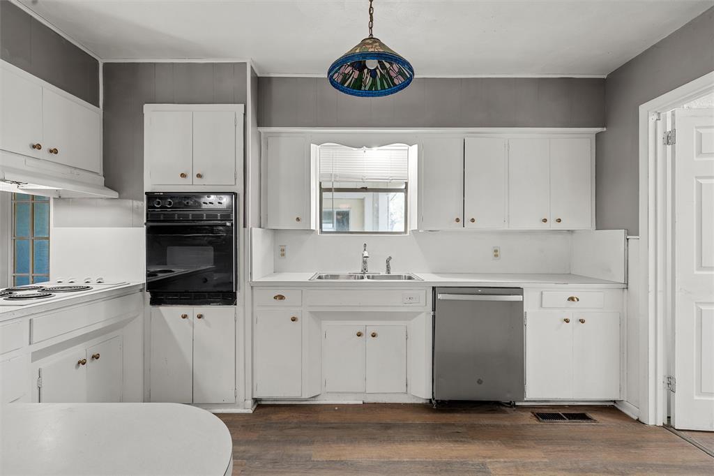 Lebosquet J R - Residential