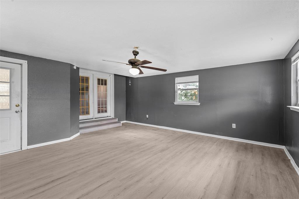Lebosquet J R - Residential