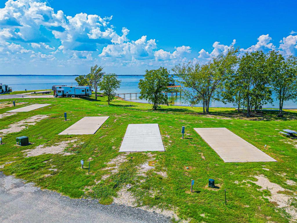 Peninsula Point - Land