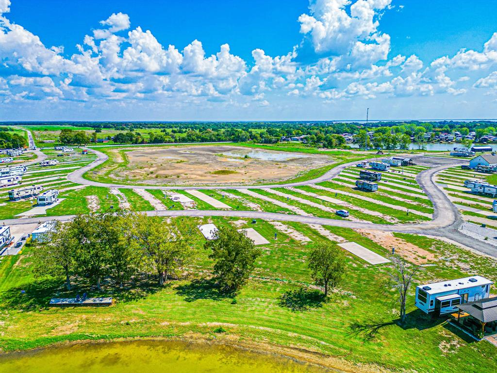 Peninsula Point - Land