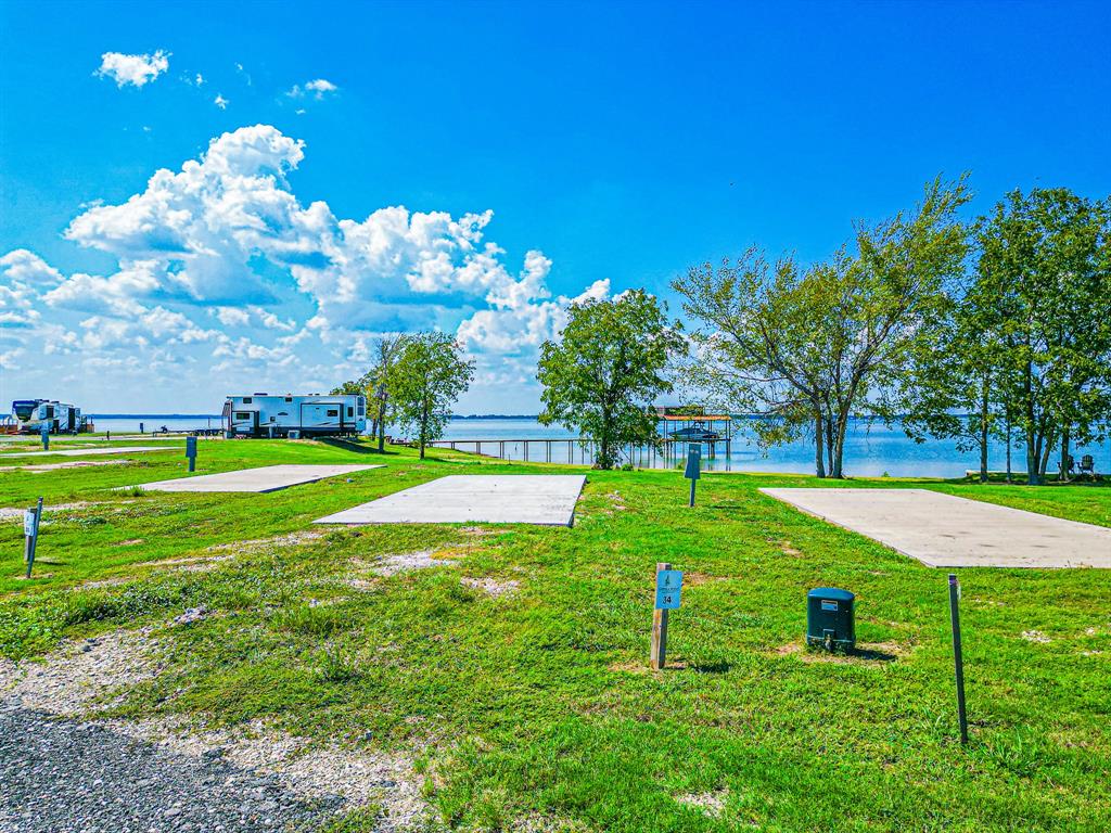 Peninsula Point - Land