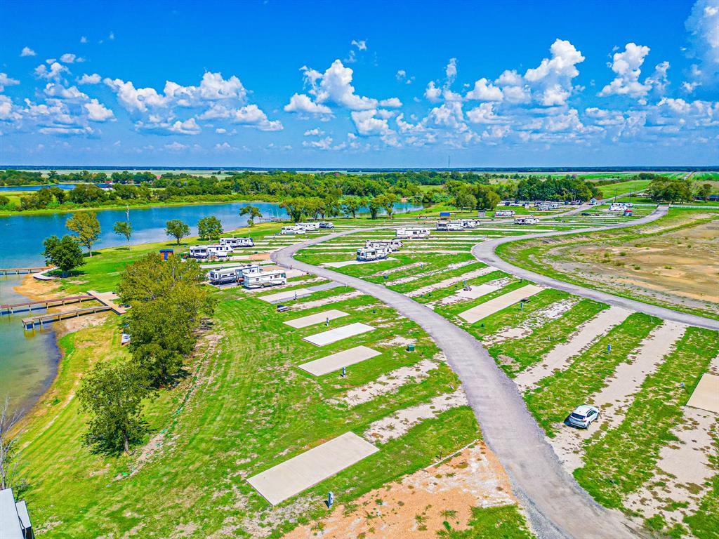Peninsula Point - Land