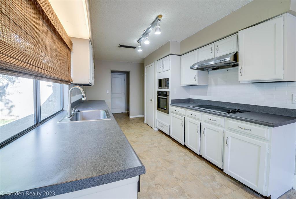 Dallas North Estates 15th Instl - Residential Lease