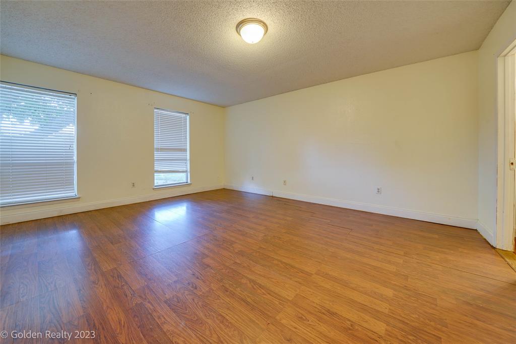 Dallas North Estates 15th Instl - Residential Lease