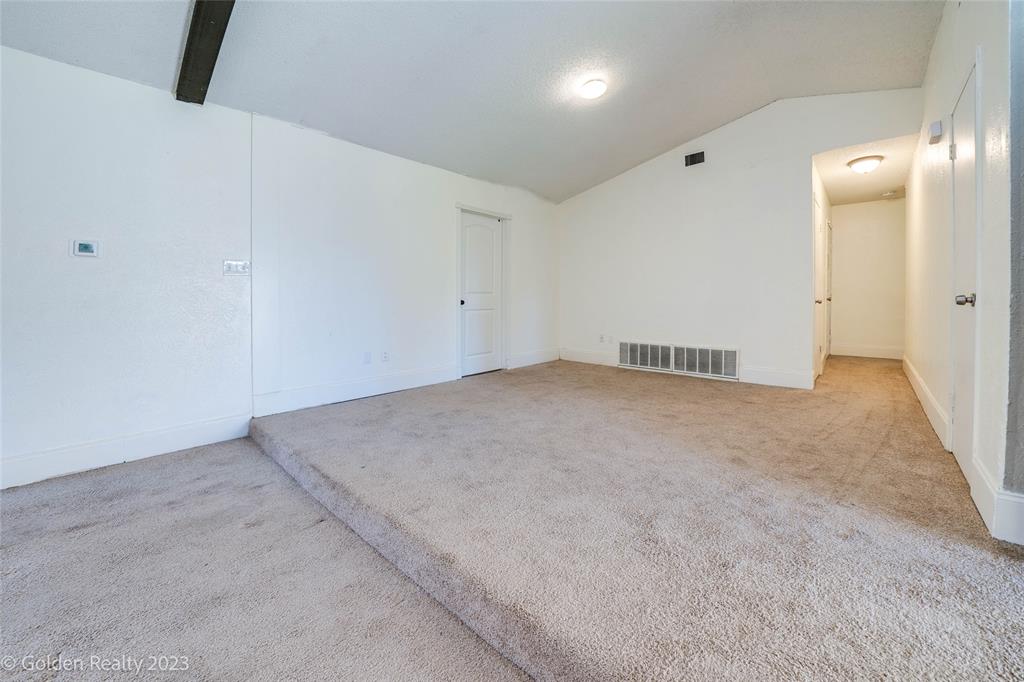 Dallas North Estates 15th Instl - Residential Lease