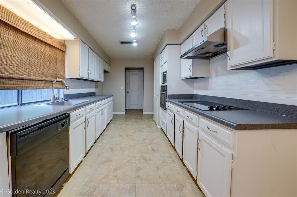 Dallas North Estates 15th Instl - Residential Lease