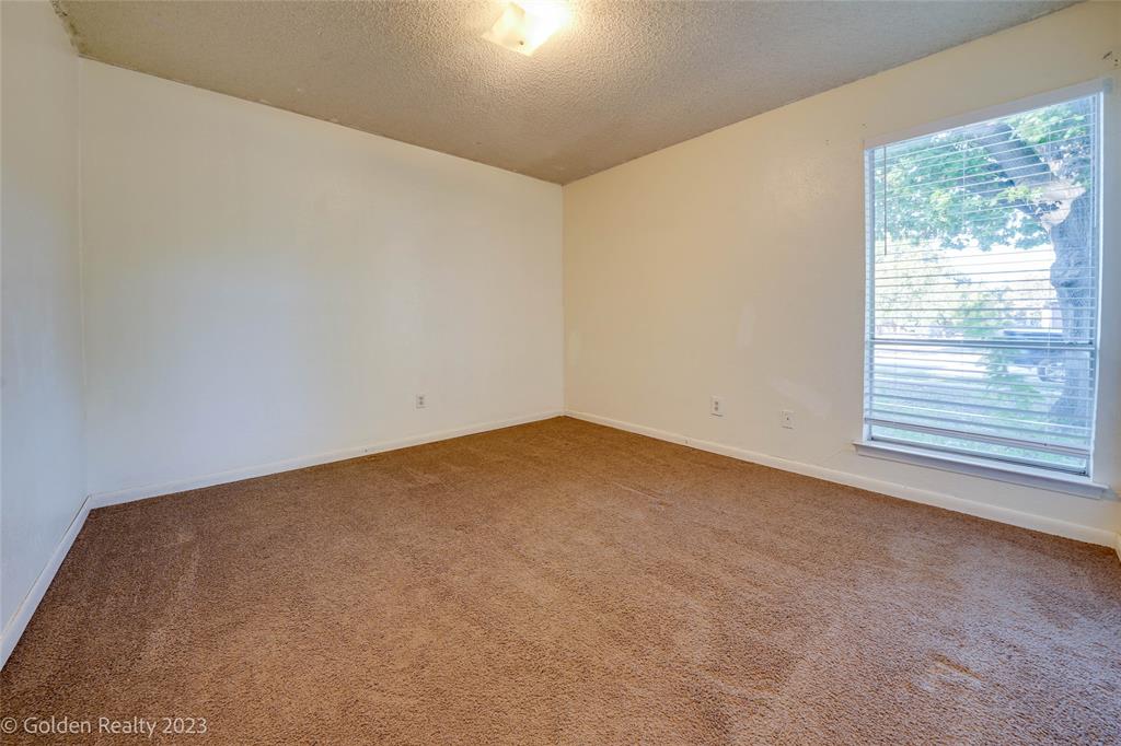 Dallas North Estates 15th Instl - Residential Lease