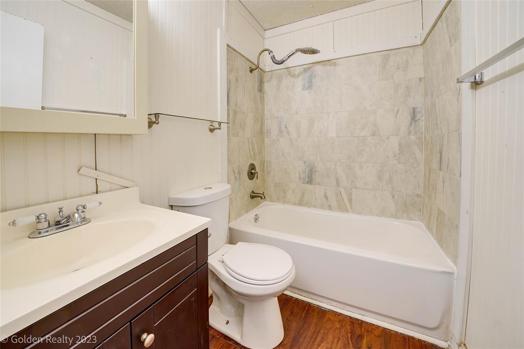 Dallas North Estates 15th Instl - Residential Lease