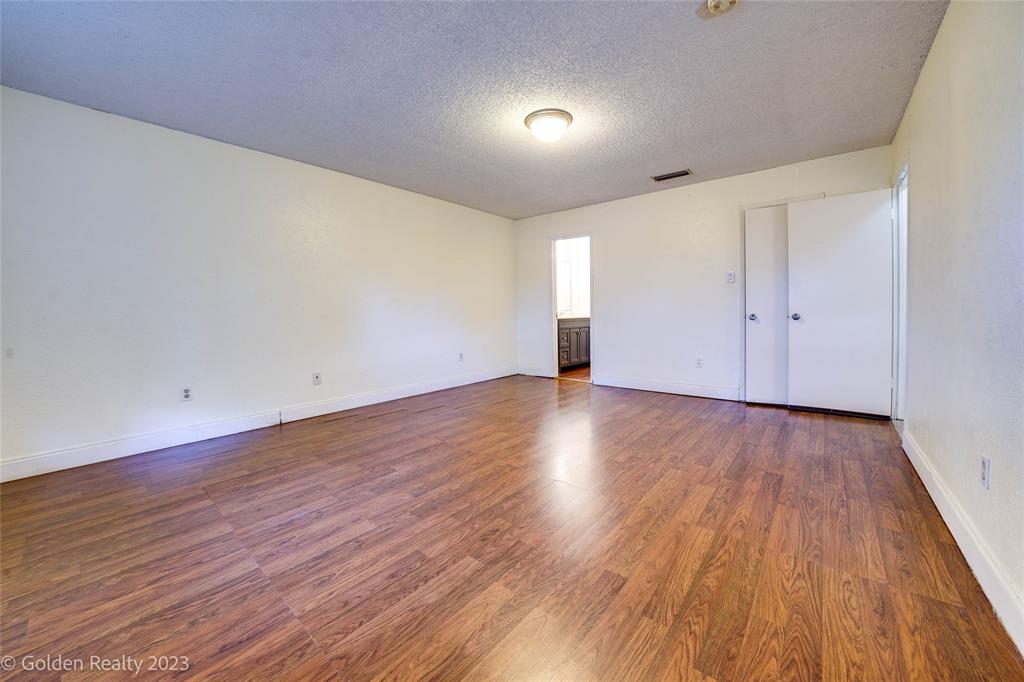 Dallas North Estates 15th Instl - Residential Lease