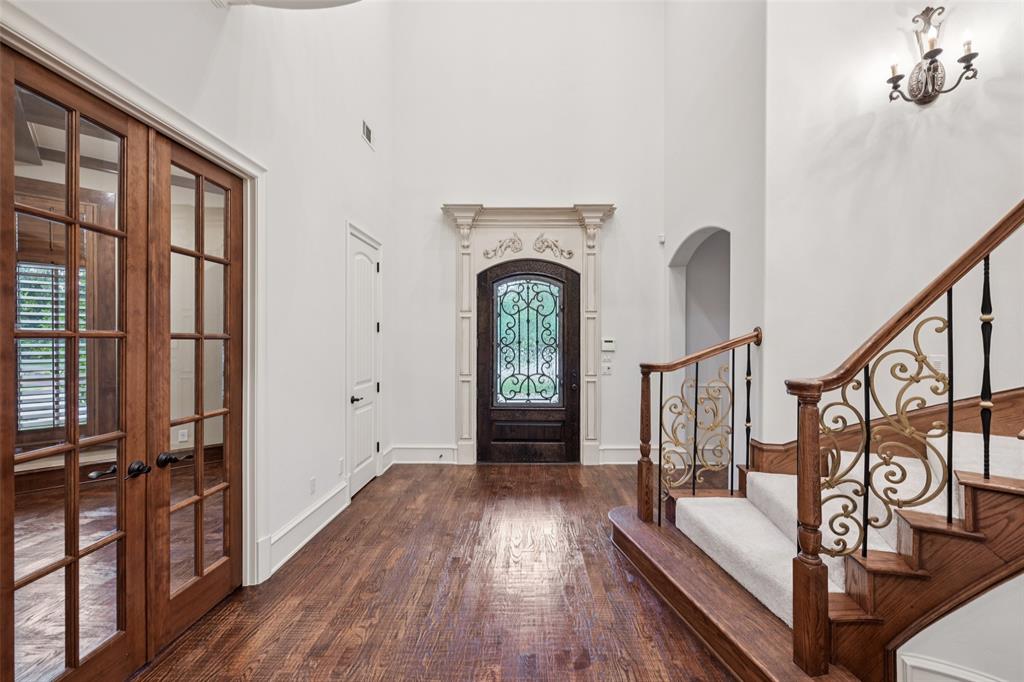 Castleton Manor - Residential