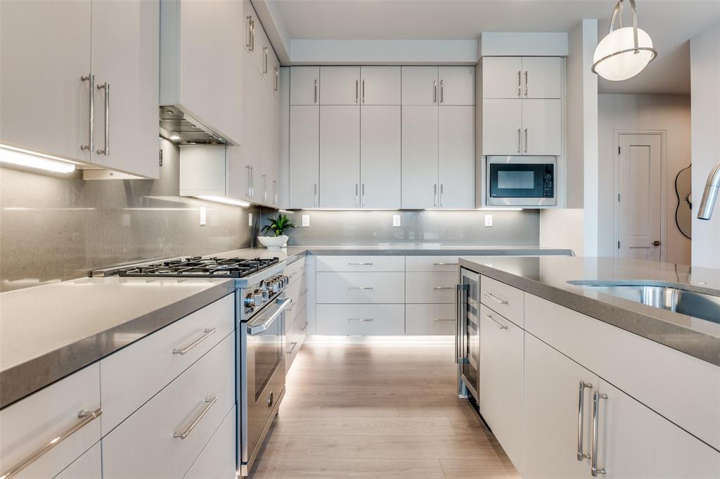 Mansfield R A - Residential