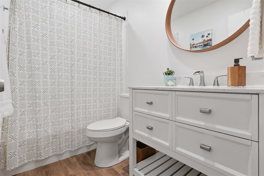 Los Nogales Condo - Residential