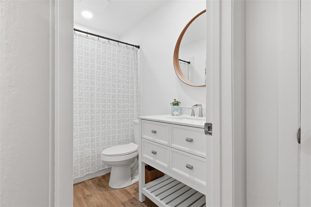 Los Nogales Condo - Residential