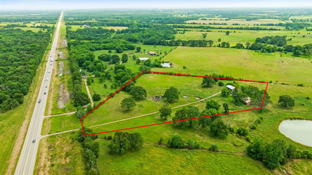 A399 J HOUNDSHELL SURVEY, TRACT 11, ACRES 8.02 - Residential
