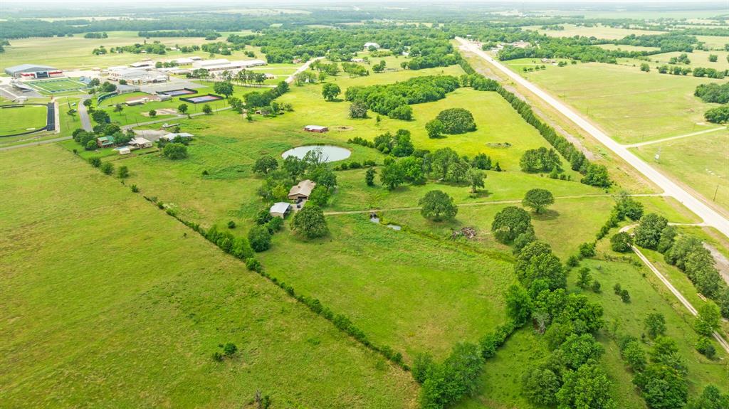 A399 J HOUNDSHELL SURVEY, TRACT 11, ACRES 8.02 - Residential
