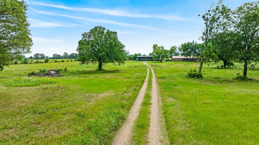 A399 J HOUNDSHELL SURVEY, TRACT 11, ACRES 8.02 - Residential