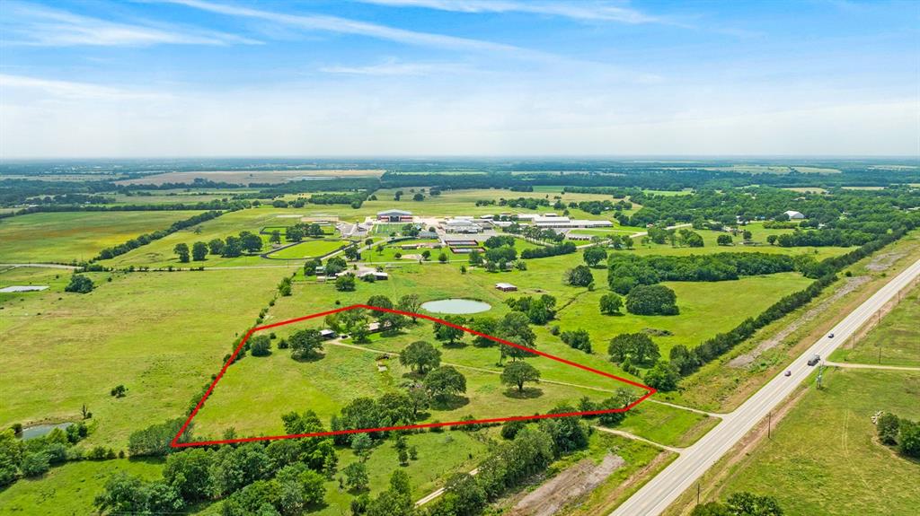 A399 J HOUNDSHELL SURVEY, TRACT 11, ACRES 8.02 - Residential