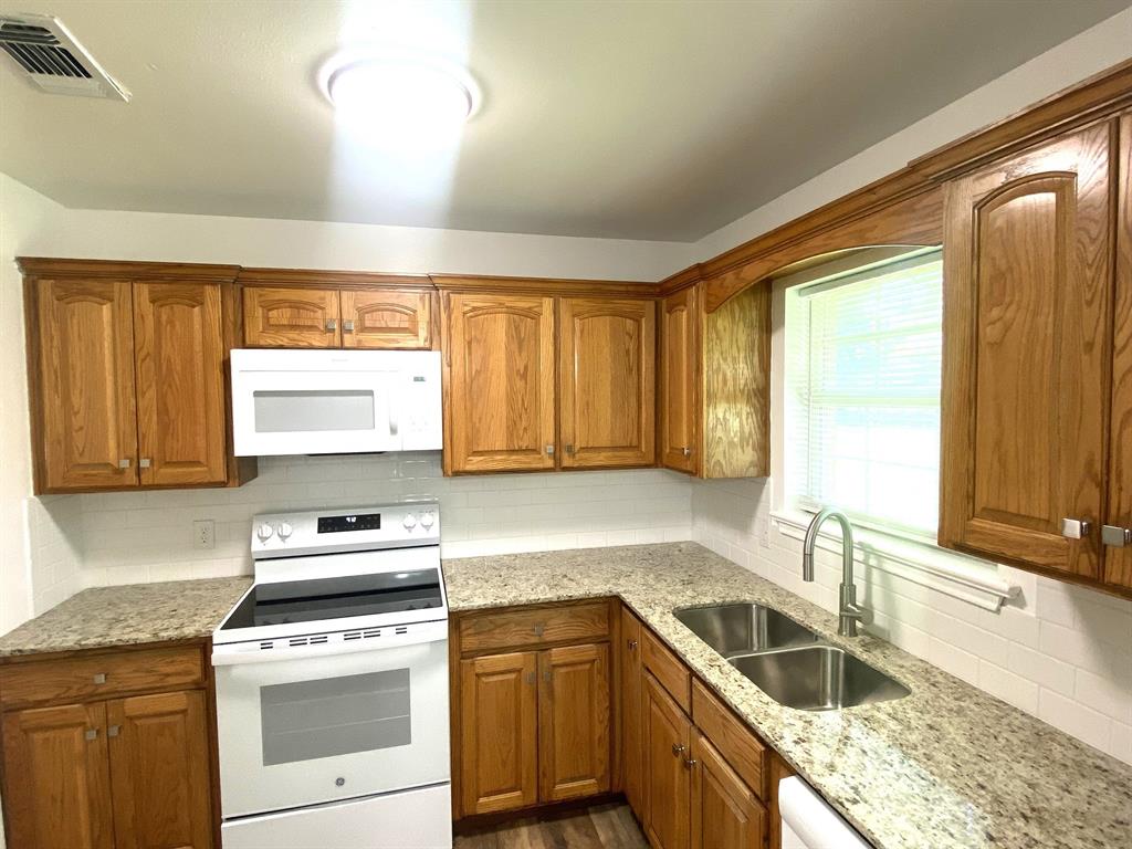 Mineral Springs - Residential