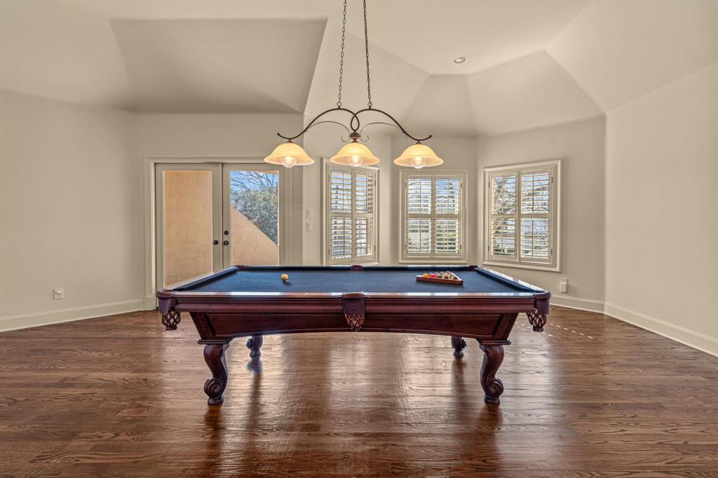 Forest Hills - Residential