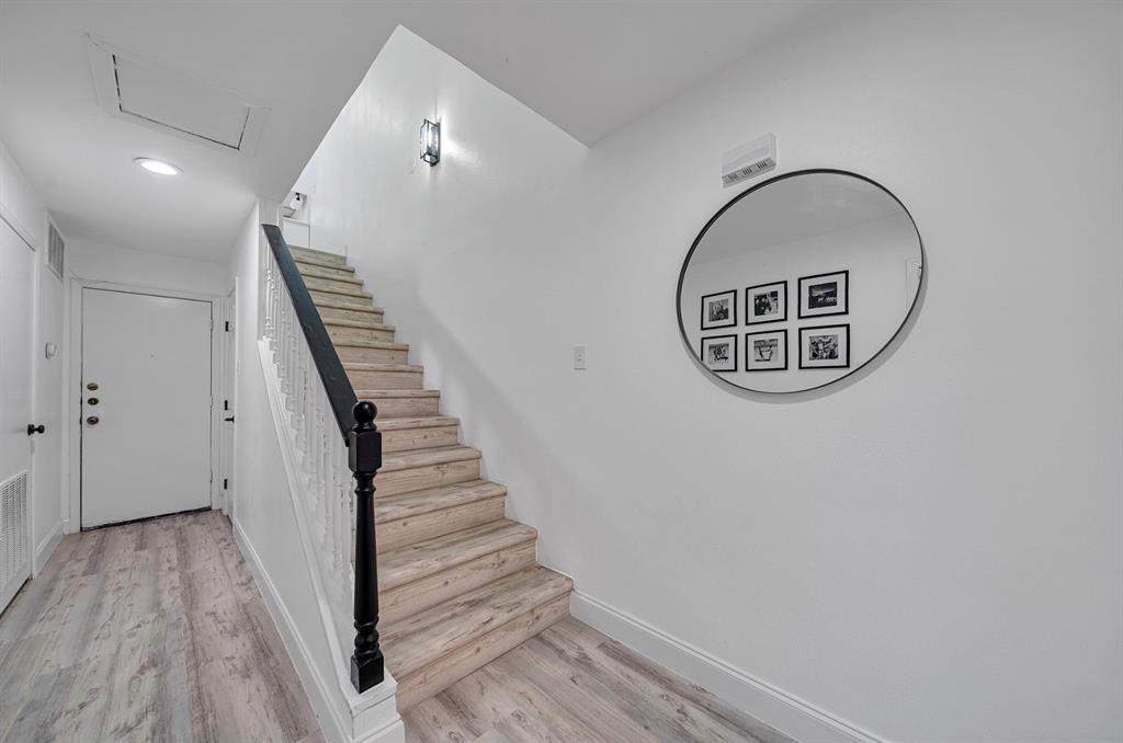 EASTRIDGE III TOWNHOMES - Residential