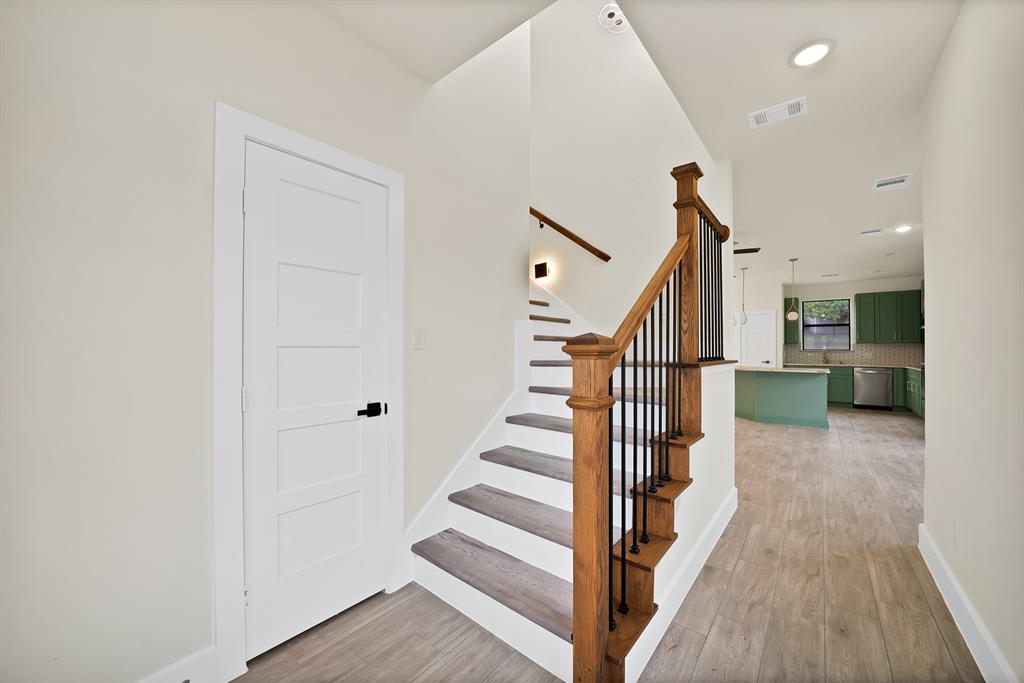 Canyon Creek III - Residential