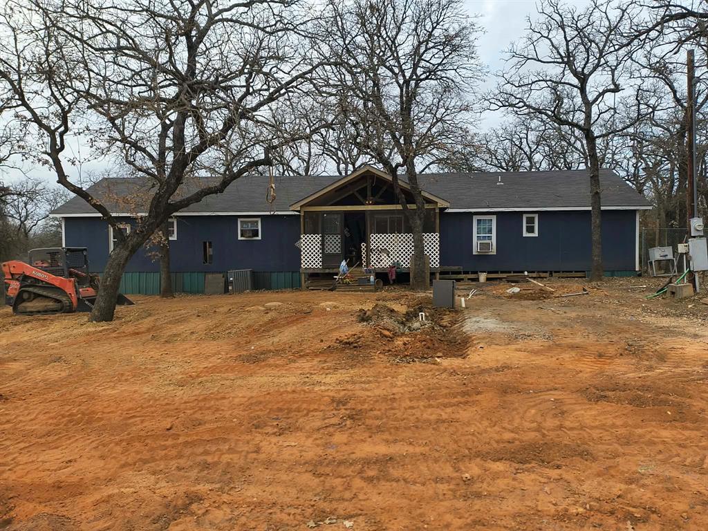 Opportunity awaits at 3621 Gary St in Cleburne, TX.
Situated on approximately 1.5 wooded acres, this property offers a rare blend of space, privacy, and potential in an established area. The manufactured home on site is livable but in need of TLC, making it an ideal candidate for buyers looking to renovate, customize, or leverage the land for future plans.

The tree-covered lot provides a peaceful, country-style setting while still offering convenient access to town, major roadways, and local amenities. With ample room for outdoor living, gardening, workshops, or expansion, the property opens the door to multiple use cases—whether as a primary residence, investment opportunity, or land play.

This is a value-add opportunity for buyers who see beyond cosmetic updates and recognize the long-term upside of acreage in Johnson County. Properties with this amount of land at this price point are increasingly hard to find.

Bring your vision and unlock the potential.
