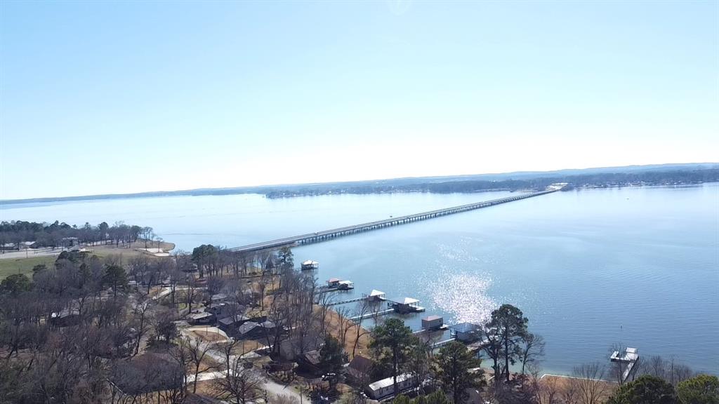 Lakeway Harbor - Land
