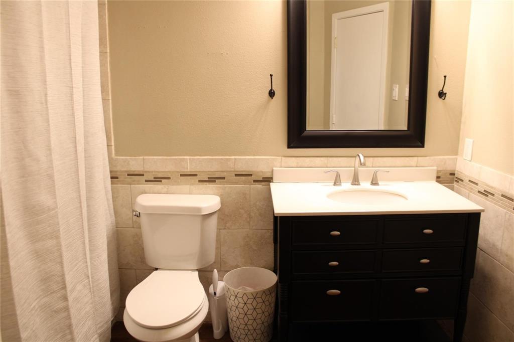 Carriagehouse Village-Victoria Place - Residential Lease