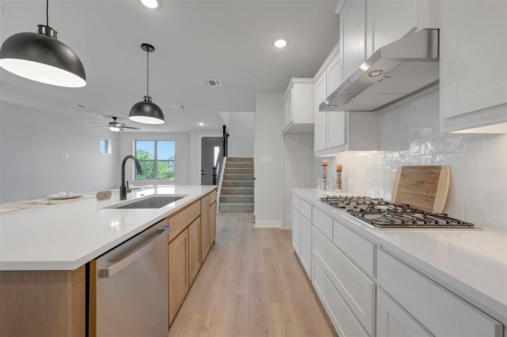 Karis - Residential